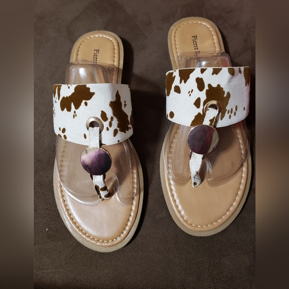 1 pair new sandals - Picture 3 of 7